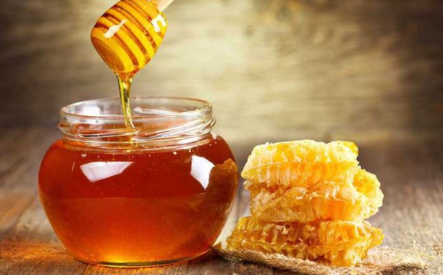 Mật ong rất tốt cho việc điều trị bệnh trĩ ngoại